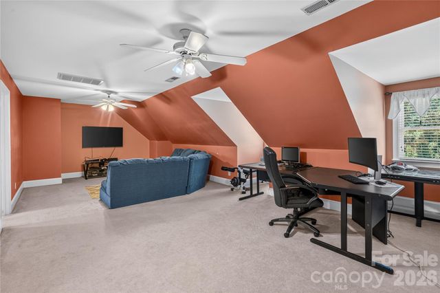 6041 Bluebird Hill Lane, Matthews, NC 28104