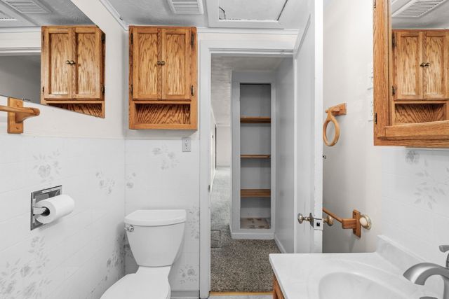 10724 E 12th Ave, Spokane Valley, WA 99206