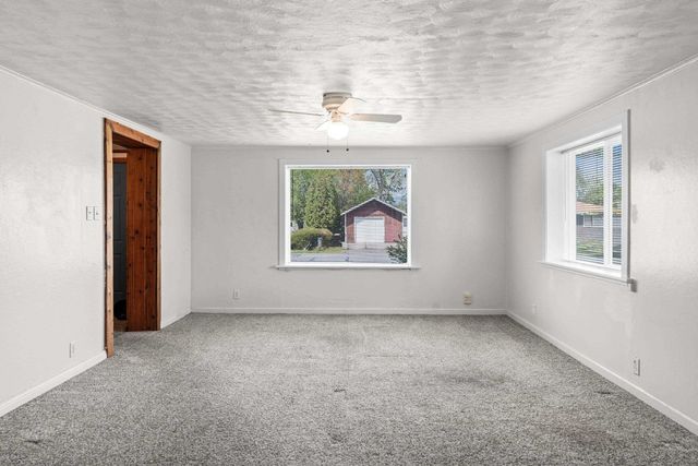 10724 E 12th Ave, Spokane Valley, WA 99206