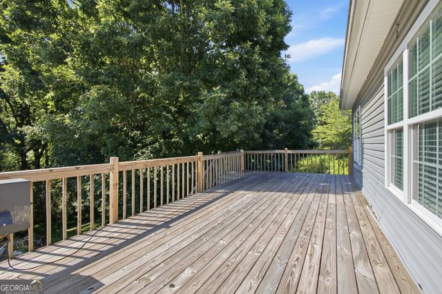208 Stonington Drive, Mount Airy, GA 30563