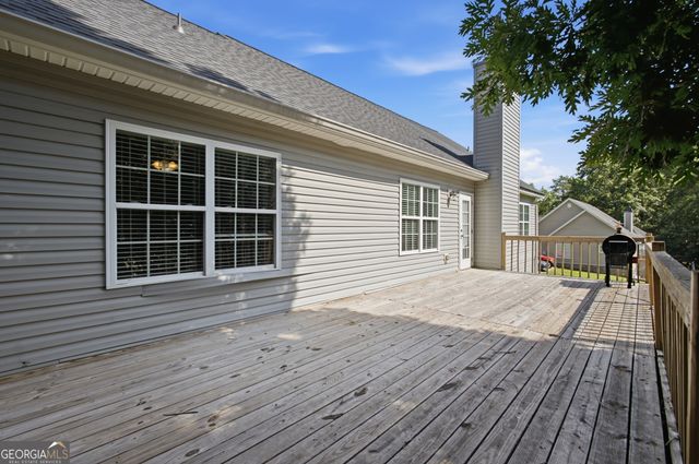 208 Stonington Drive, Mount Airy, GA 30563