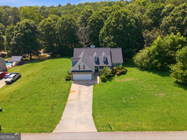 208 Stonington Drive, Mount Airy, GA 30563