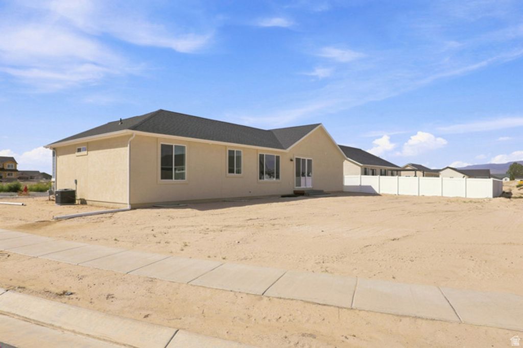 2403 E SUNFLOWER DR #449, Eagle Mountain, UT 84005 — photo 4