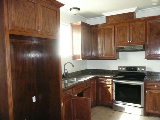 9505 Shoreham Street, Houston, TX 77093