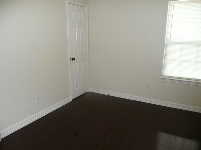 9505 Shoreham Street, Houston, TX 77093