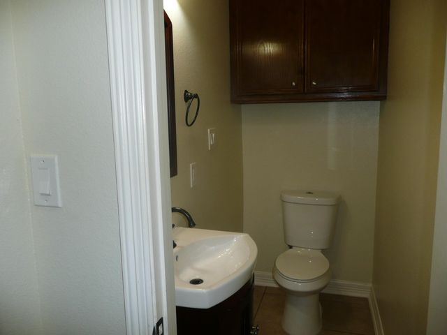 9505 Shoreham Street, Houston, TX 77093