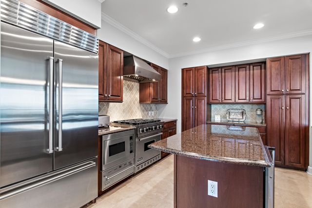 404 Kelly Plantation Drive 1007, Destin, FL 32541