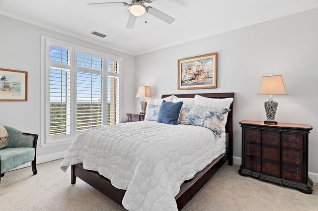 404 Kelly Plantation Drive 1007, Destin, FL 32541