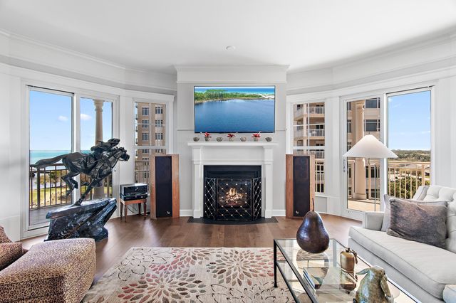 404 Kelly Plantation Drive 1007, Destin, FL 32541