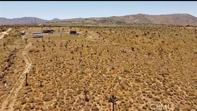 1 Japatul Rd, Apple Valley, CA 92308