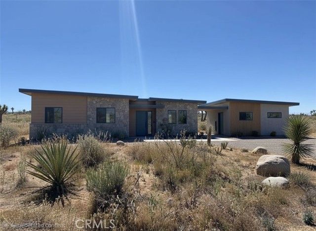 1 Japatul Rd, Apple Valley, CA 92308