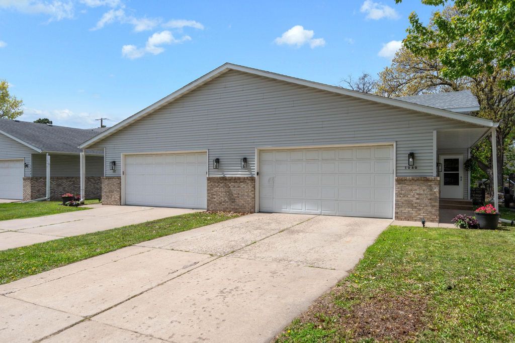 1082 5th Street SE, Forest Lake, MN 55025 — exterior