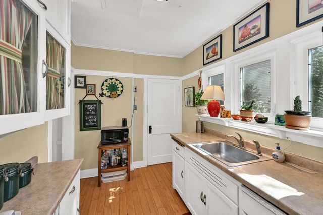 2719 E Locust STREET, Milwaukee, WI 53211