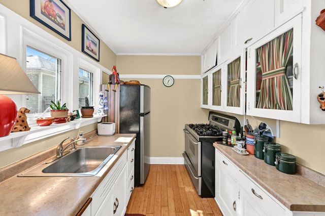 2719 E Locust STREET, Milwaukee, WI 53211