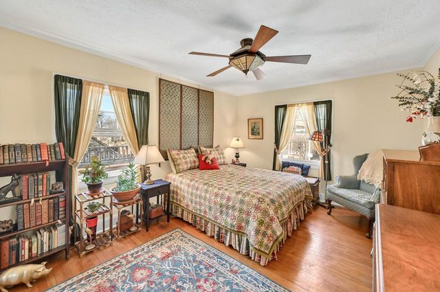 2719 E Locust STREET, Milwaukee, WI 53211