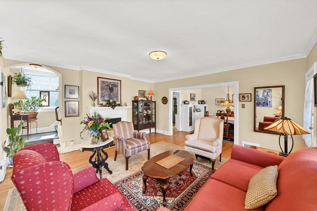 2719 E Locust STREET, Milwaukee, WI 53211