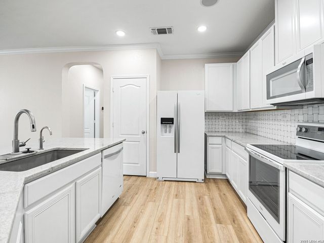 2073 Turkey Creek, New Braunfels, TX 78130