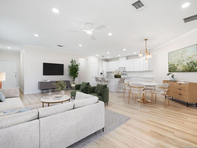 2073 Turkey Creek, New Braunfels, TX 78130