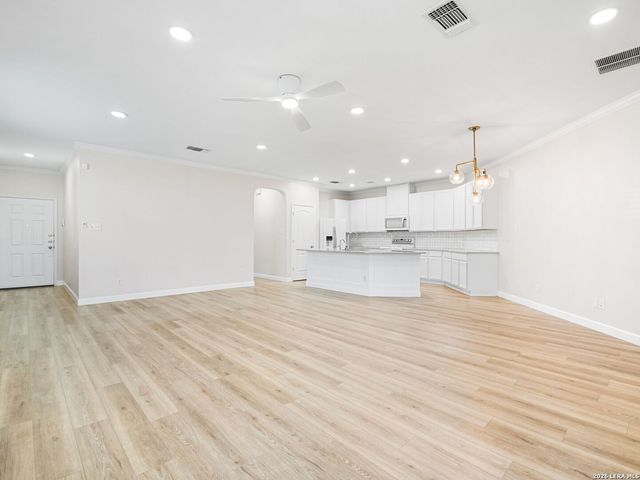 2073 Turkey Creek, New Braunfels, TX 78130