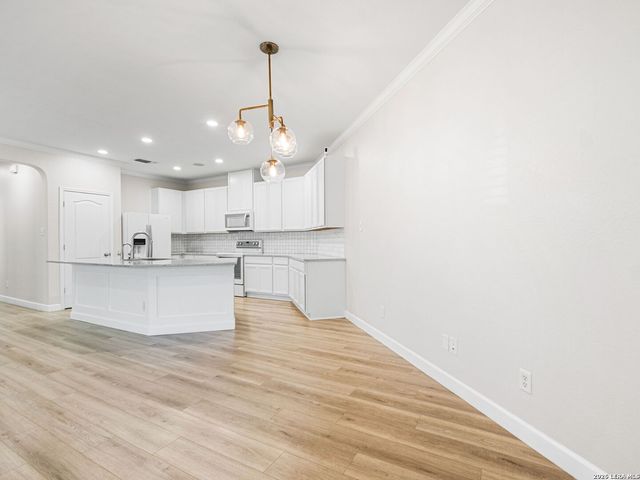 2073 Turkey Creek, New Braunfels, TX 78130