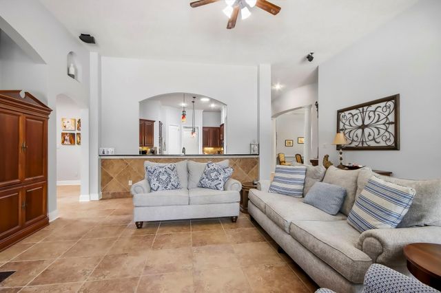 10007 Estes Hill Lane, Conroe, TX 77302