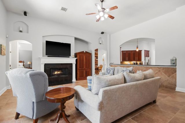 10007 Estes Hill Lane, Conroe, TX 77302