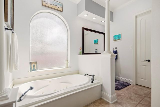10007 Estes Hill Lane, Conroe, TX 77302
