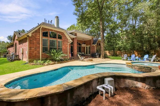 10007 Estes Hill Lane, Conroe, TX 77302