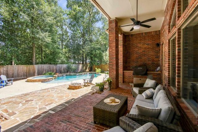 10007 Estes Hill Lane, Conroe, TX 77302