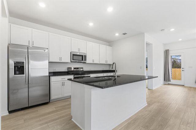 701 Unakite TRL, Liberty Hill, TX 78642