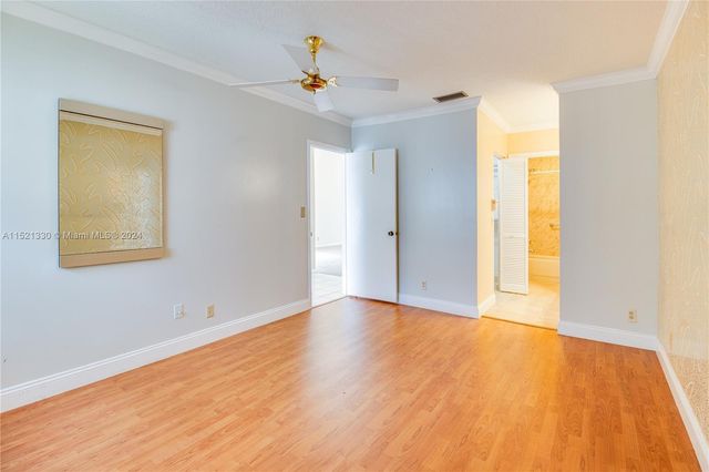 6343 W Pinehurst Circle W D36, Tamarac, FL 33321