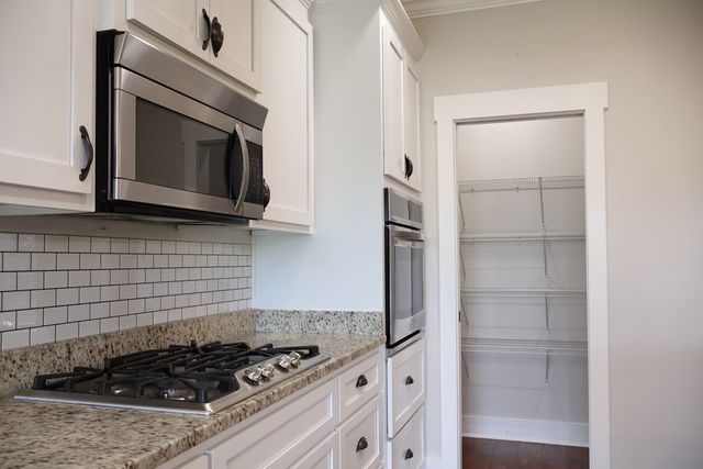 202 Cabrio Way, Headland, AL 36345
