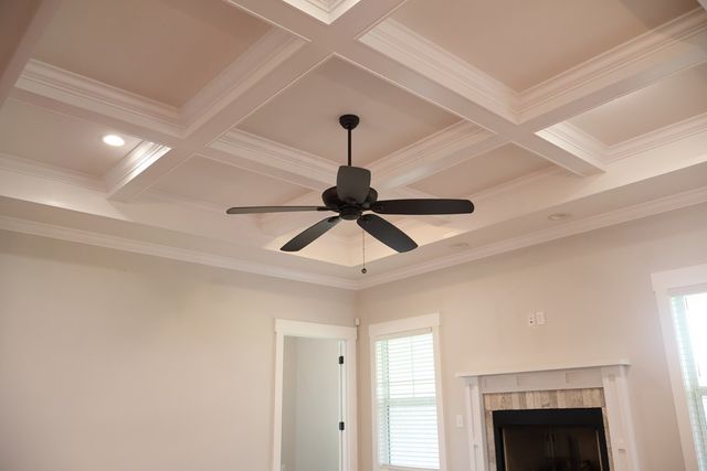 202 Cabrio Way, Headland, AL 36345
