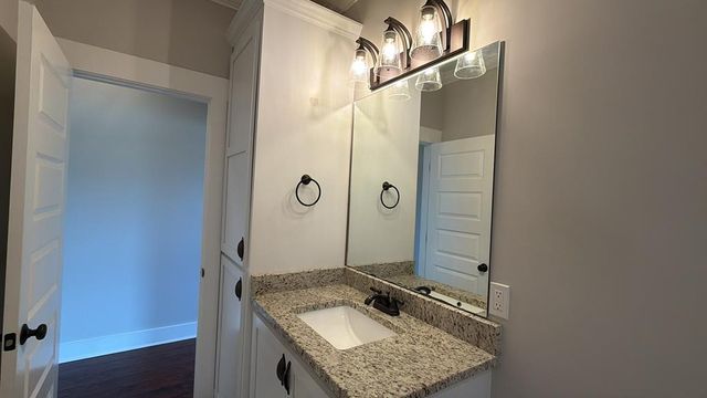 202 Cabrio Way, Headland, AL 36345