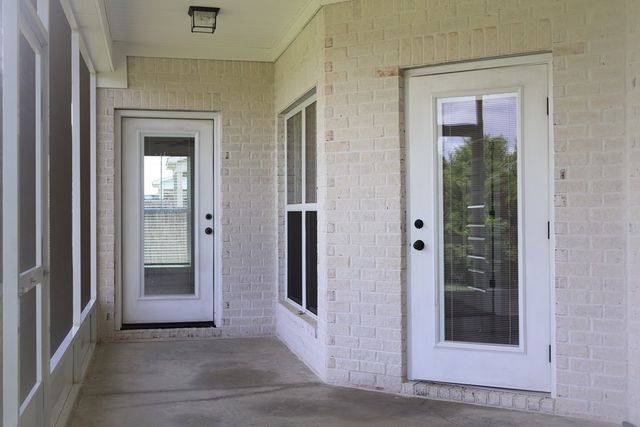 202 Cabrio Way, Headland, AL 36345
