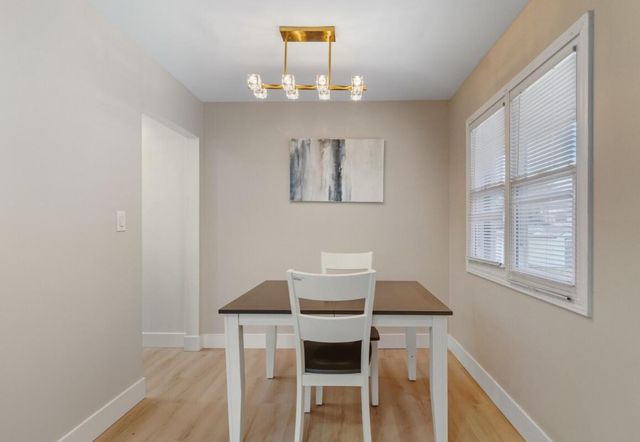 1215 S 91st STREET, West Allis, WI 53214