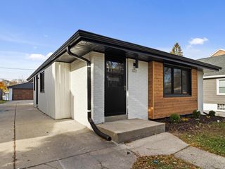 1215 S 91st STREET, West Allis, WI 53214