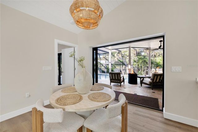 5361 SIESTA CT, Sarasota, FL 34242