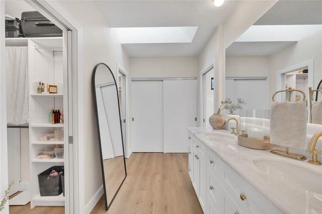 5361 SIESTA CT, Sarasota, FL 34242