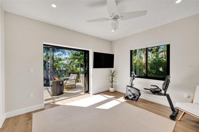 5361 SIESTA CT, Sarasota, FL 34242