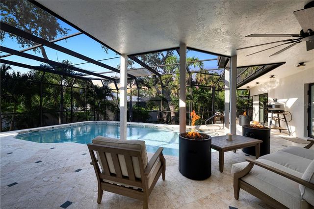 5361 SIESTA CT, Sarasota, FL 34242