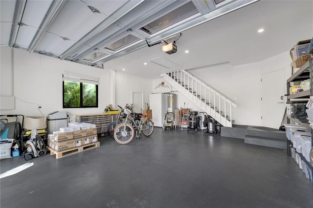 5361 SIESTA CT, Sarasota, FL 34242