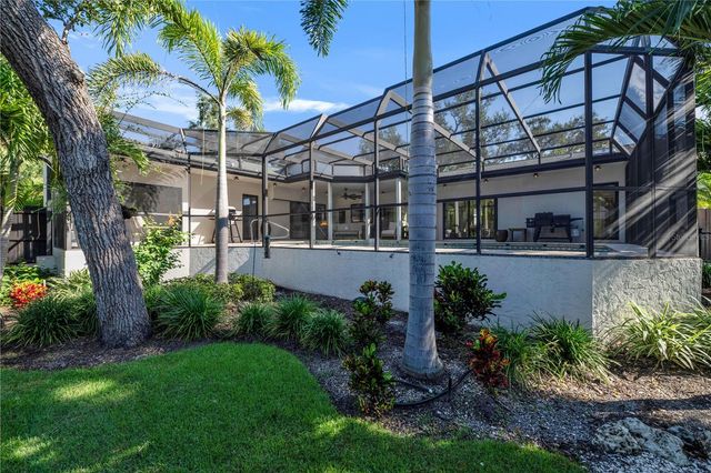 5361 SIESTA CT, Sarasota, FL 34242