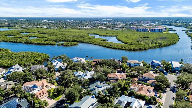 5361 SIESTA CT, Sarasota, FL 34242