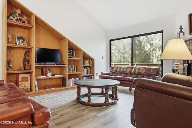 3526 BRIDGEWOOD Drive, Jacksonville, FL 32277