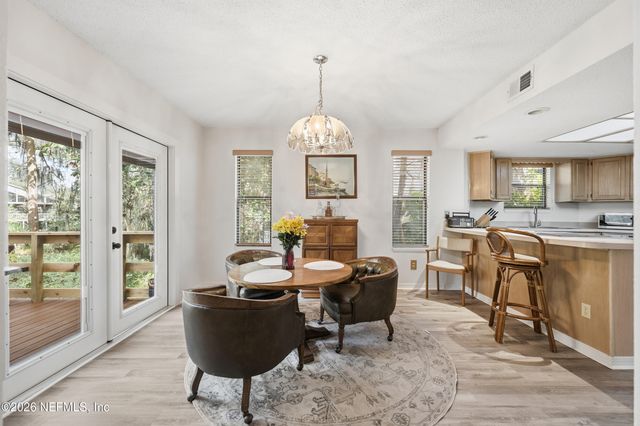 3526 BRIDGEWOOD Drive, Jacksonville, FL 32277