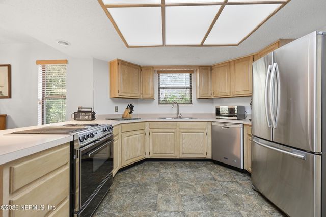 3526 BRIDGEWOOD Drive, Jacksonville, FL 32277