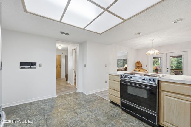 3526 BRIDGEWOOD Drive, Jacksonville, FL 32277