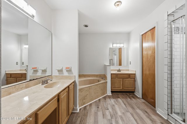 3526 BRIDGEWOOD Drive, Jacksonville, FL 32277