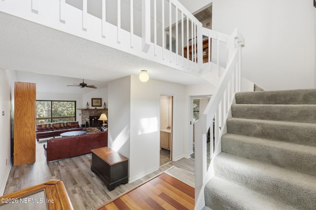 3526 BRIDGEWOOD Drive, Jacksonville, FL 32277